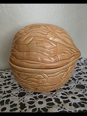 Ceramic Walnut Shaped Candy Cookie Trinket Dish in Tan